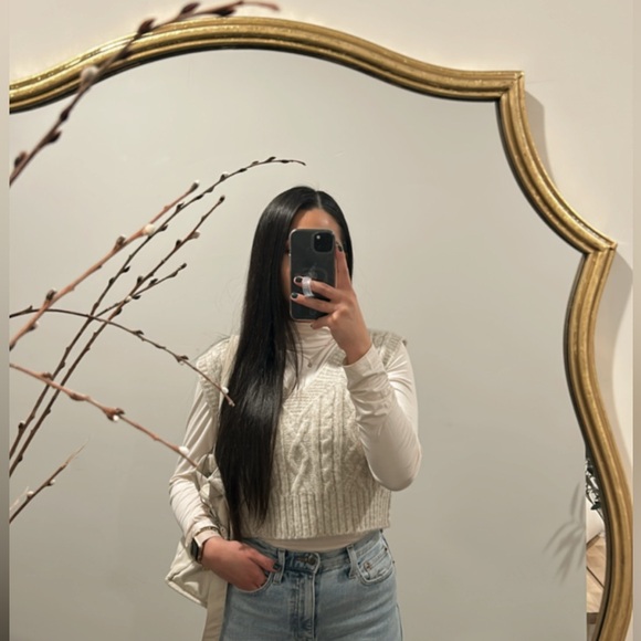 Ruby Moon Tan V-Neck Cable Knit Sweater Vest - Picture 2 of 11